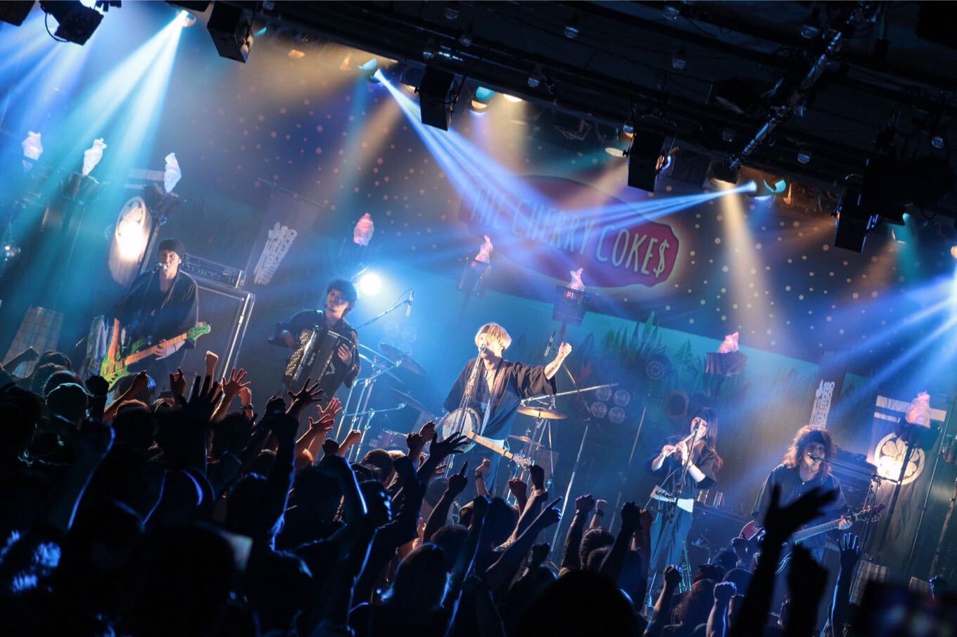 THECHERRYCOKE$_live09
